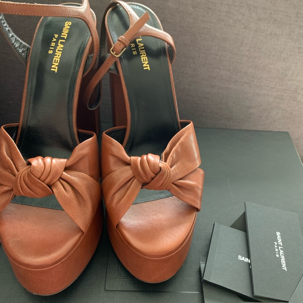 Saint Laurent leather heeled sandals New size 39.5